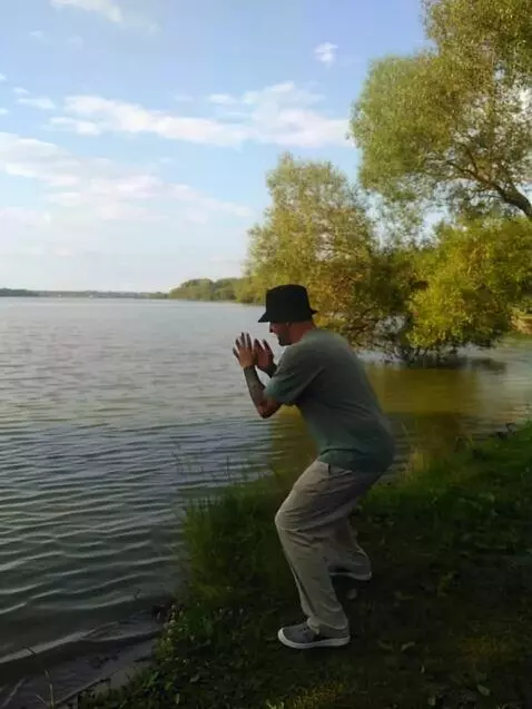 AI Video from prompt: Dancing gabber