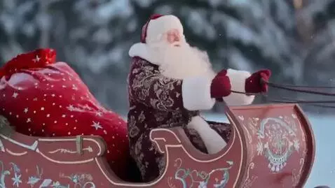 AI Video from prompt: Script for the New Year's video "Santa Claus on 