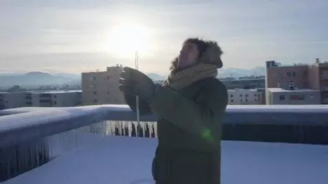 AI Video from prompt: The frost is sooooo good! Everything—for the thr