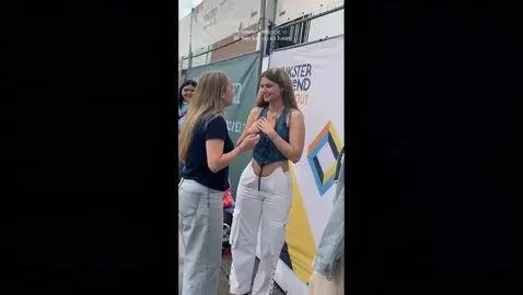 AI Video from prompt: Do you want to marry me