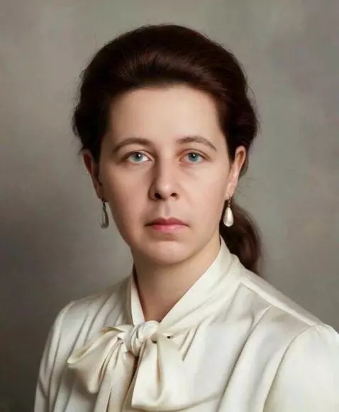 AI Video from prompt: A head movement, a reserved smile at a familiar 