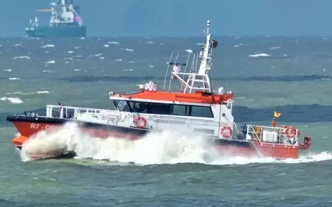 AI Video from prompt: Use the uploaded image of the Belgian SAR vessel