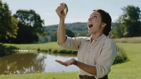 AI Video from prompt: Don’t change the facial features. A woman tosses