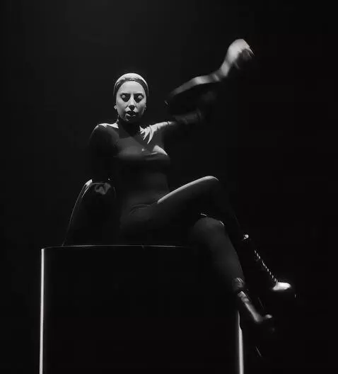 AI Video from prompt: take a dump on the toilet