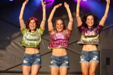 AI Video from prompt: 3 women in bikini on a trampoline