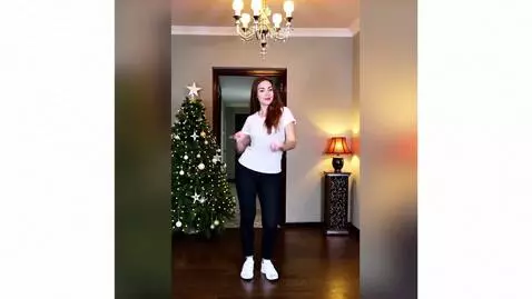 AI Video from prompt: vertical video 9:16 The tik tok interface is vis