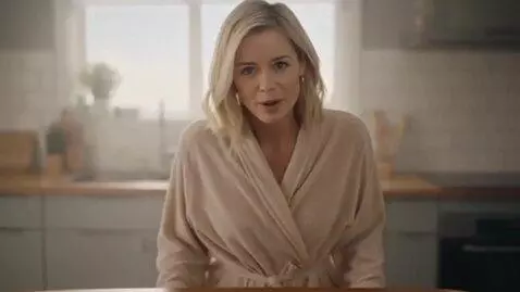 AI Video from prompt: A cinematic, realistic video of an adult woman w