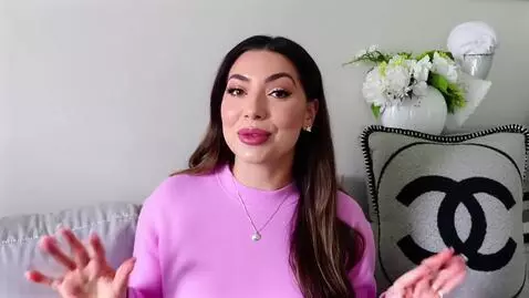 AI Video from prompt: A very beautiful Chinese woman, and then lying i