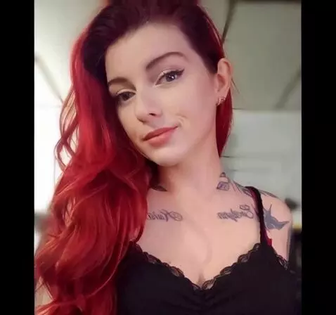 AI Video from prompt: Changing into a bikini