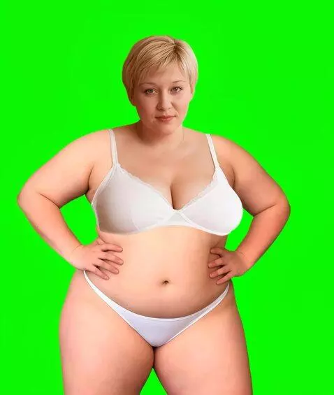 AI Video from prompt: Belly dancing, eyes always directed at the camer