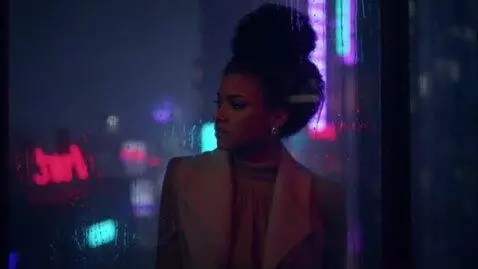 AI Video from prompt: A young woman with a high hairstyle is standing 