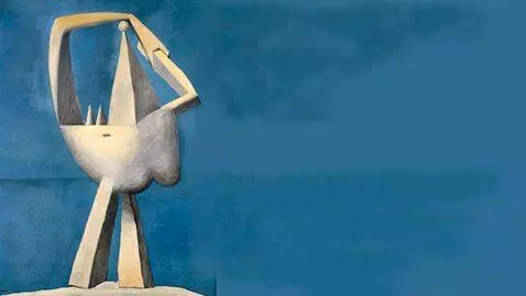 AI Video from prompt: The creature is walking, walking