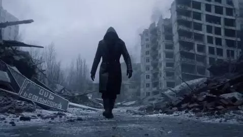 AI Video from prompt: Old VHS camcorder handheld camera  is filming fr