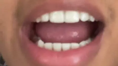 AI Video from prompt: make a video where the jaws open and close in a 