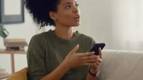 AI Video from prompt: I have to go back and forth with my friends at