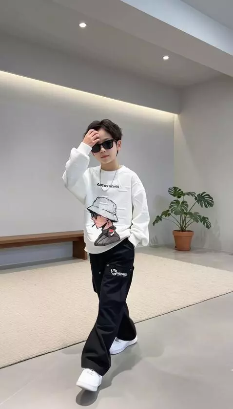 Kling 2.1 (pro) video