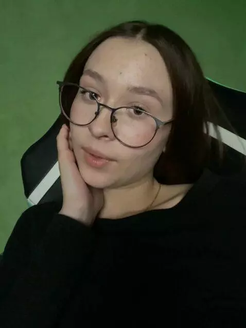 AI Video from prompt: transform into a rat