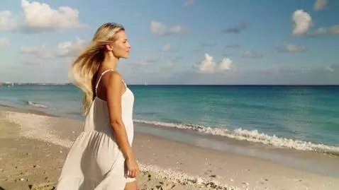 AI Video from prompt: A girl by the sea