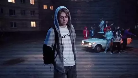 AI Video from prompt: The androgynous Russian 20-year-old blogger Kuku