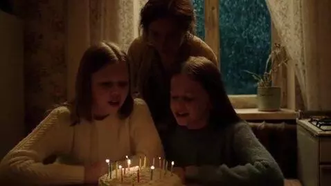 AI Video from prompt: Anya Pustyreva, a 33-year-old pretty Russian wom