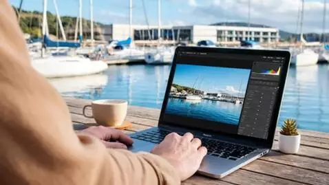 AI Video from prompt: The Marina of Photoshop