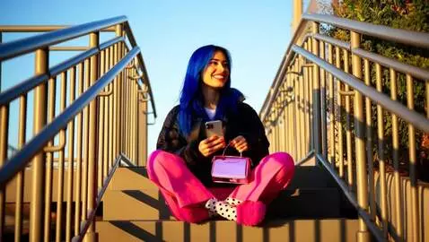 AI Video from prompt: Take Off Shoes And Socks And Show Feet