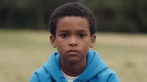 AI Video from prompt: Kid looking to camera 10 second and after lookin