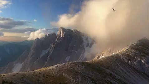 AI Video from prompt: Mount Olympus