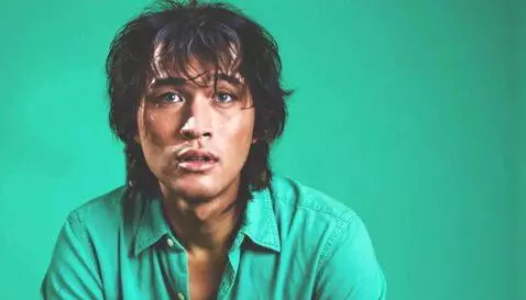 AI Video from prompt: posing, longing, close-up of face, full face,