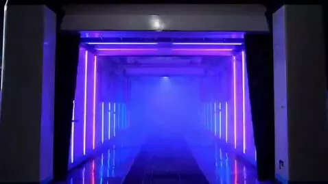 AI Video from prompt: 🔹 SCENE 1: PROBLEM INTRO (0–4 sec) Visual: A dus