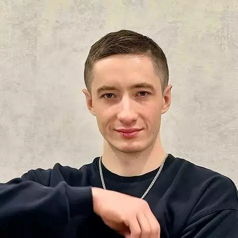 AI Video from prompt: This man puts his hand into the fly of his pants