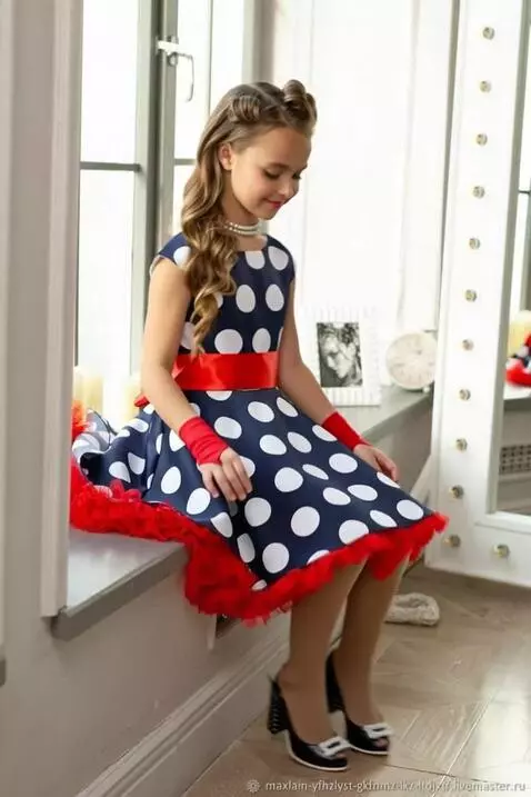 AI Video from prompt: gets up and slowly dances around