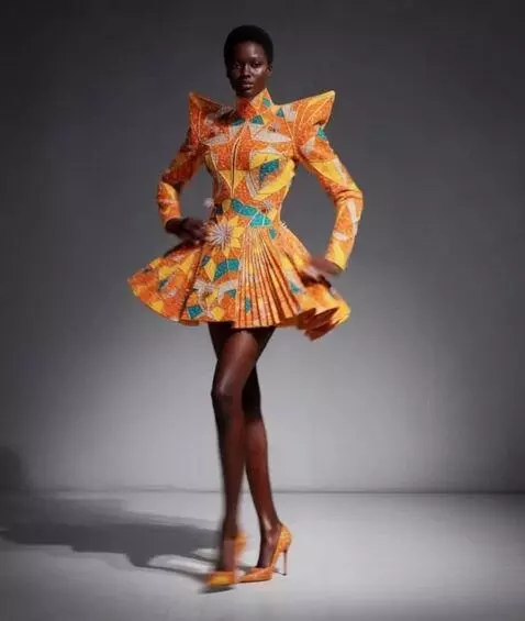 AI Video from prompt: Create a fashion walk