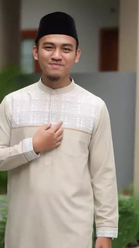 AI Video from prompt: create a professional video advertising content 