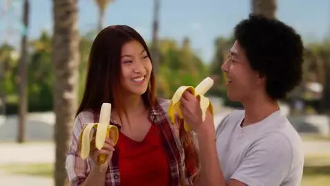 AI Video from prompt: Ariana grande suck banana