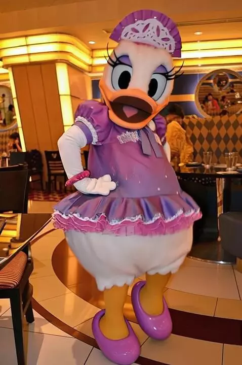 AI Video from prompt: disneyland character, open hands on hips, shakin