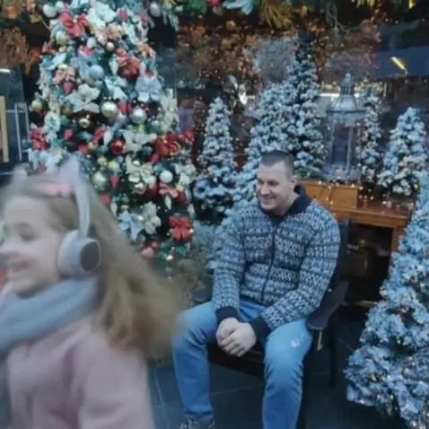 AI Video from prompt: girl runs away quickly, and her father is left s