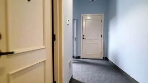 AI Video from prompt: Falls through the floor