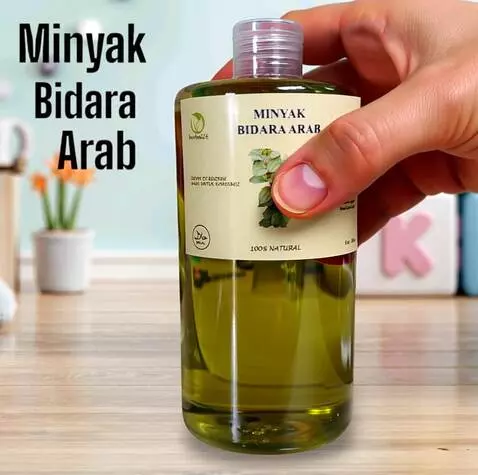 AI Video from prompt: A bottle of Arabic Sidr (Bidara) Oil is shown cl