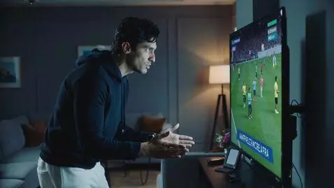 AI Video from prompt: Ronaldo says "at night Ashrafxon donʼt watch foo