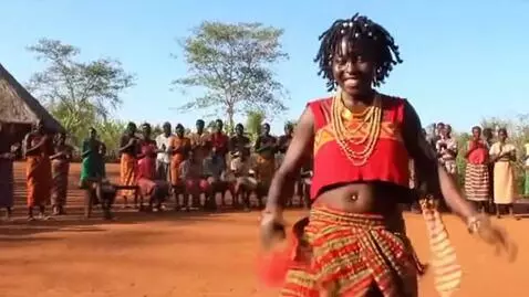 AI Video from prompt: Saka dancing