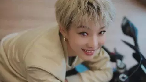 AI Video from prompt: A luxurious modern Hyundai motorcycle showroom i