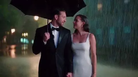 AI Video from prompt: Prompt: A couple in formal evening attire is cau