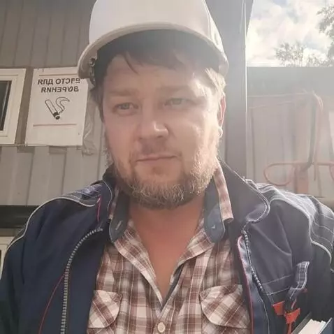 AI Video from prompt: Let him walk in front of the newly built house, 