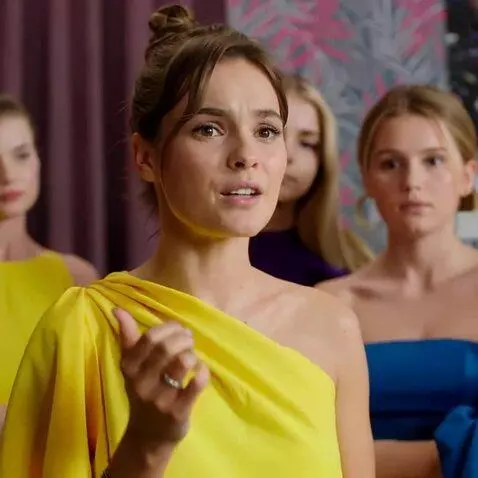 AI Video from prompt: the girl is talking and arguing