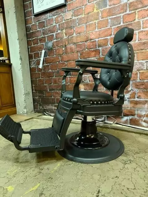 AI Video from prompt: Create a realistic and cinematic 4K video: Repla