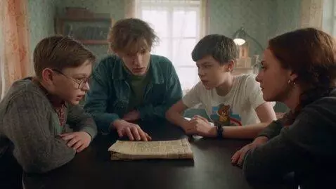 AI Video from prompt: A room in Russia in the 1980s, where the first m