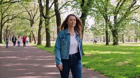 AI Video from prompt: woman walking in park