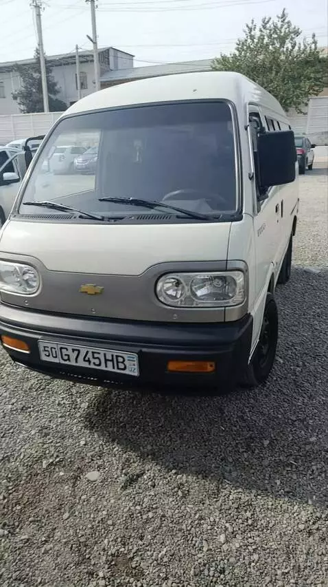 AI Video from prompt: Make it look like i m drift my car