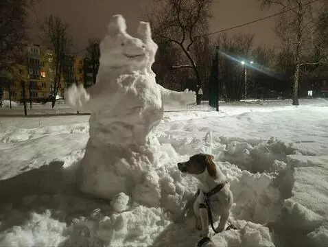 AI Video from prompt: The devilish snowman moves and almost dances, an